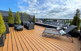 City Terrace Apartment Avangard - Large Private Roof Terrace